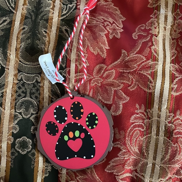 Ornament - Picture 2 of 3